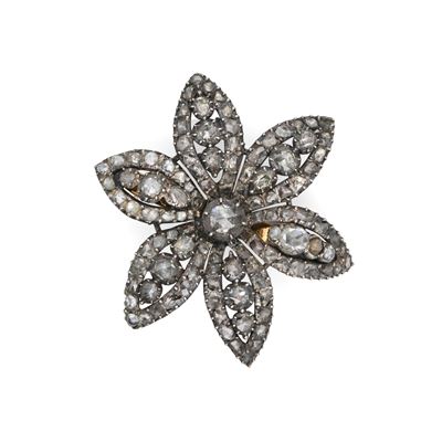 Spilla Antica a Fiore in Oro, Argento e Diamanti