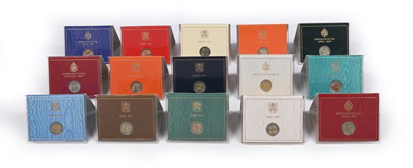 15 monete da 2 Euro Fdc Città del Vaticano: 2004, 2005, 2007-2017