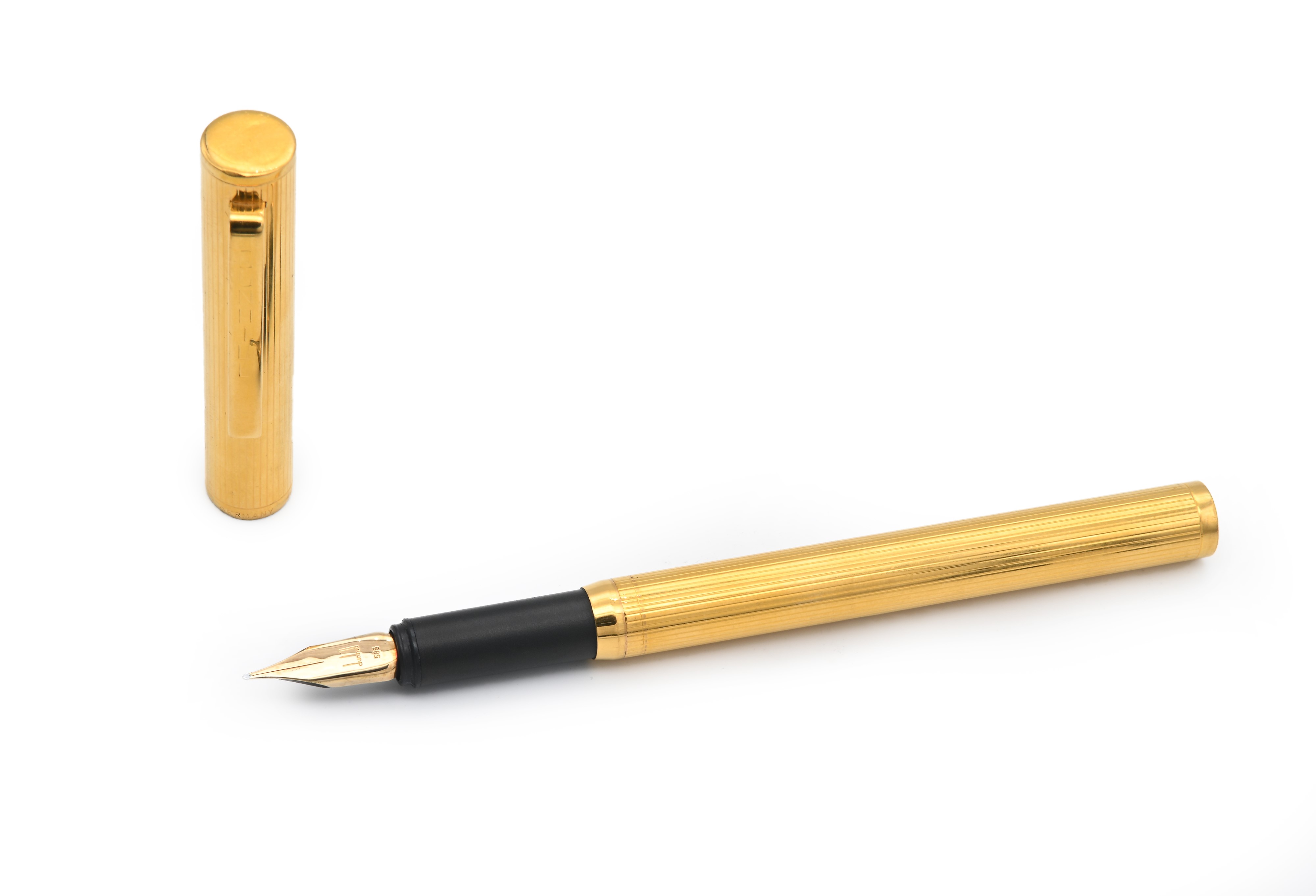 Dunhill - Penna Stilografica in Metallo Placcato in Oro Giallo