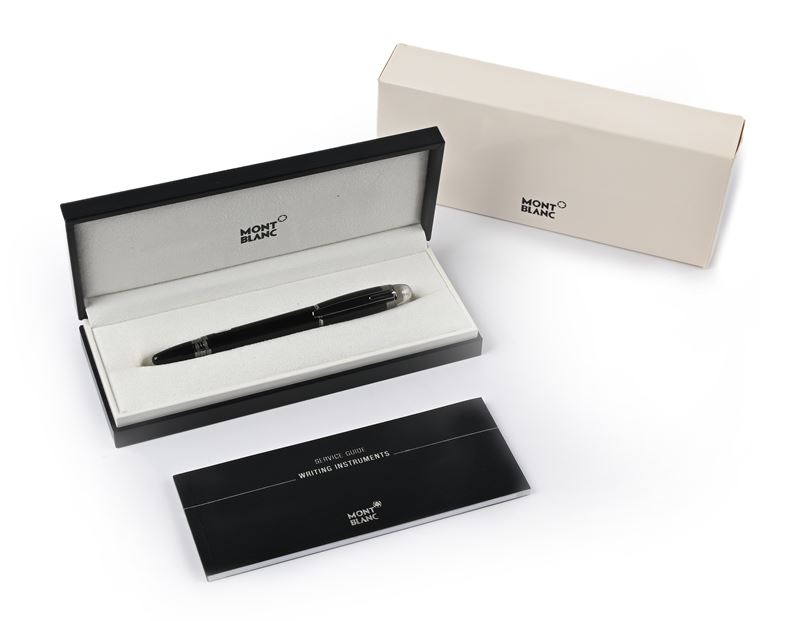 Montblanc Starwalker - Penna Stilografica in Resina Nera con Particolari Finitura in Rodio