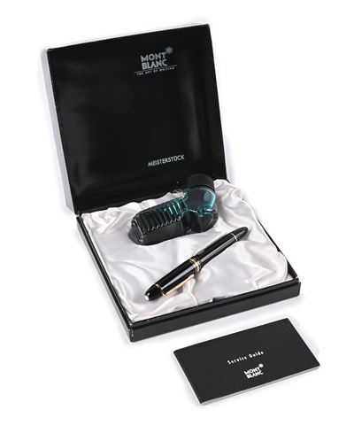 Montblanc Meisterstuck 149 - Penna Stilografica in Vernice Nera con Particolari Dorati