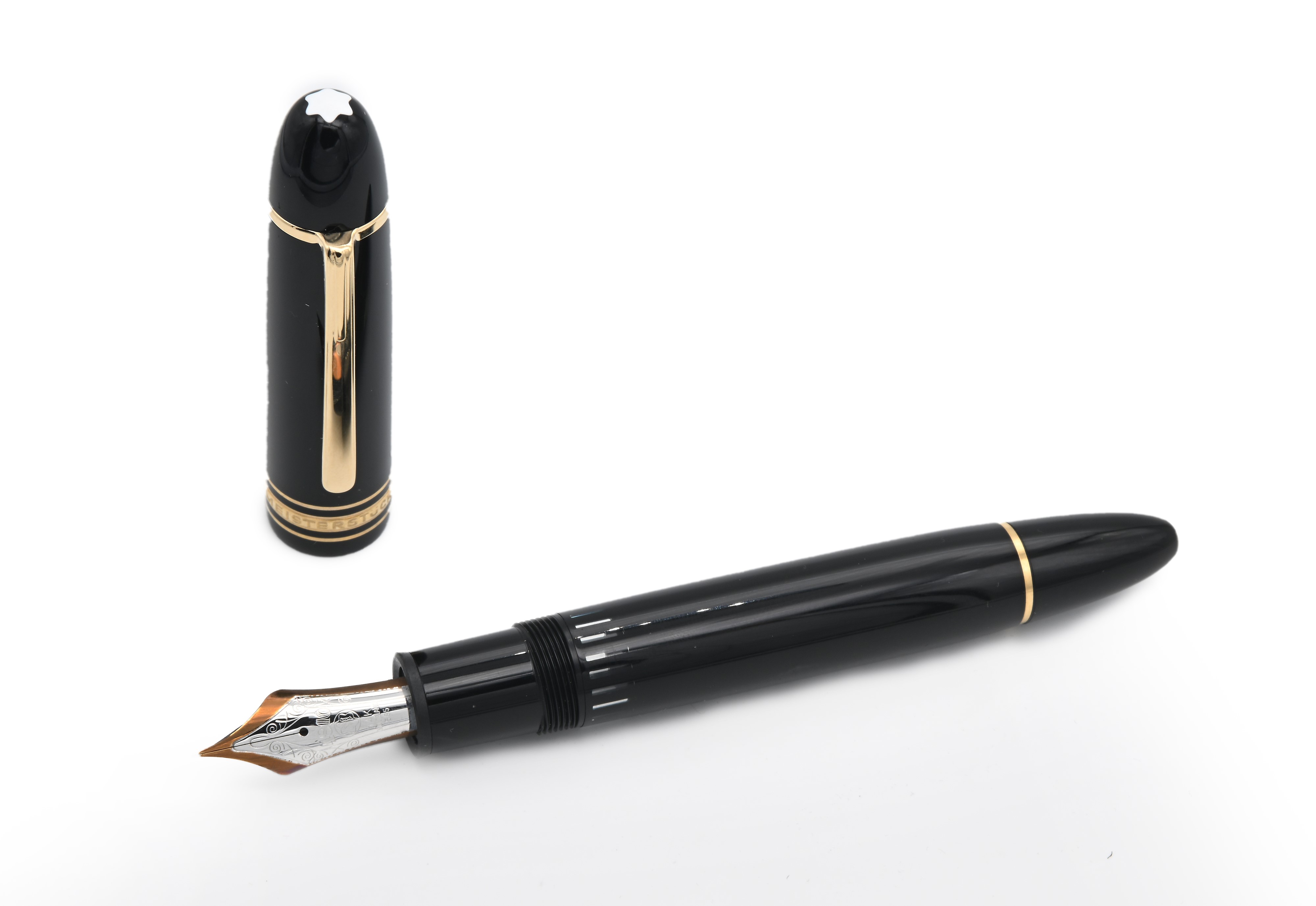 Montblanc Meisterstuck 149 - Penna Stilografica in Vernice Nera con Particolari Dorati