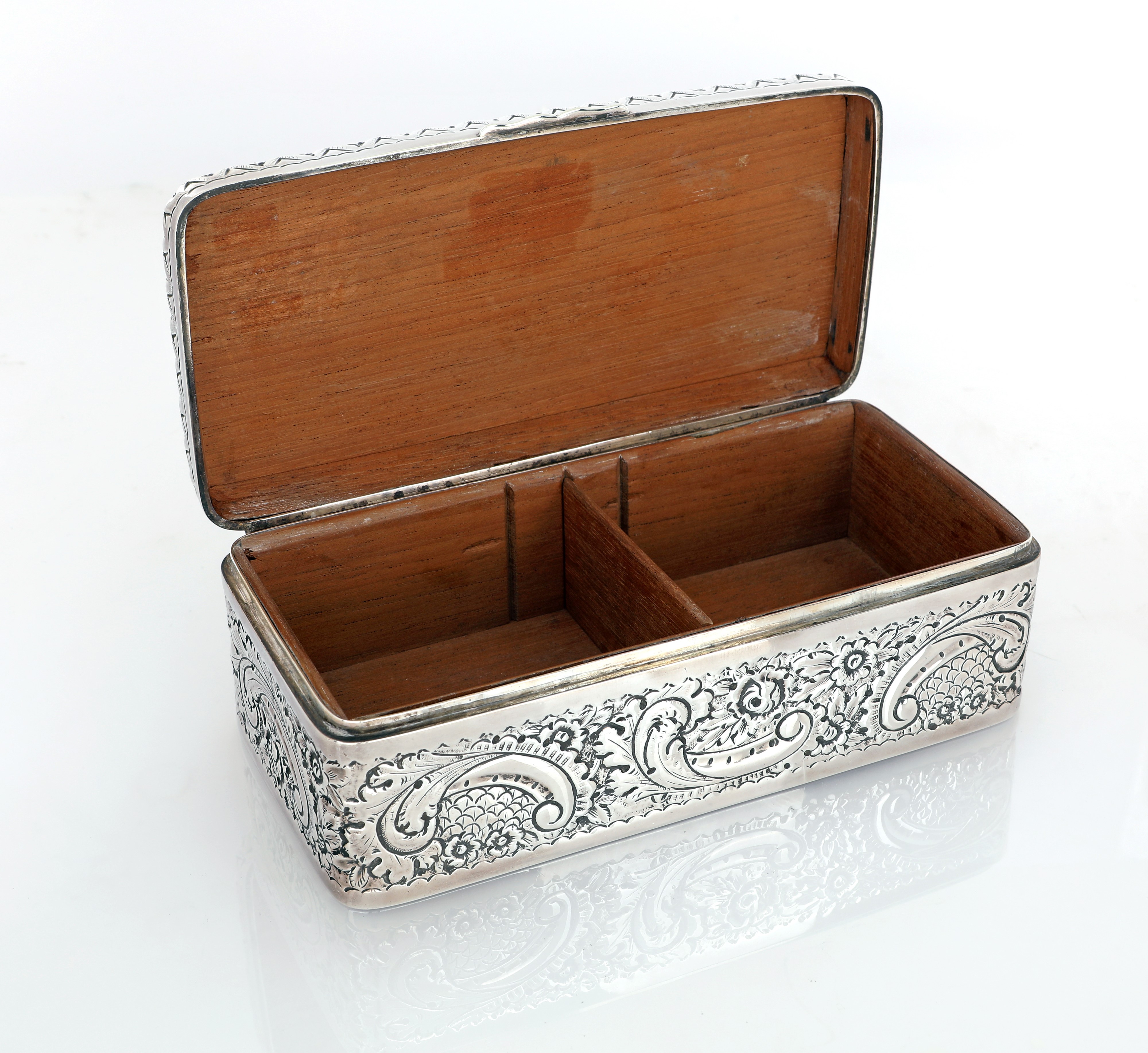 Scatola Rettangolare in Legno e Argento, Birmingham 1876