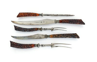 Set di Posate da Arrosto con Impugnatura in Corno Entro Astuccio Originale, Inizi del XX Secolo