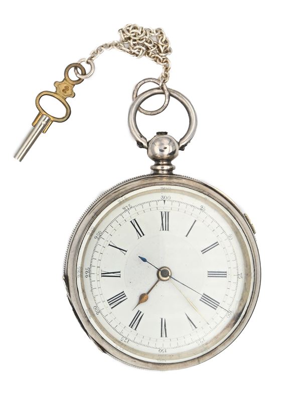 Orologio da tasca contasecondi con scala tachimetrica a 300, carica a chiavetta da uomo con cassa svizzera in argento 935/000. Meccanica con scappamento ad ancora, bilanciere bimetallico e spirale piana