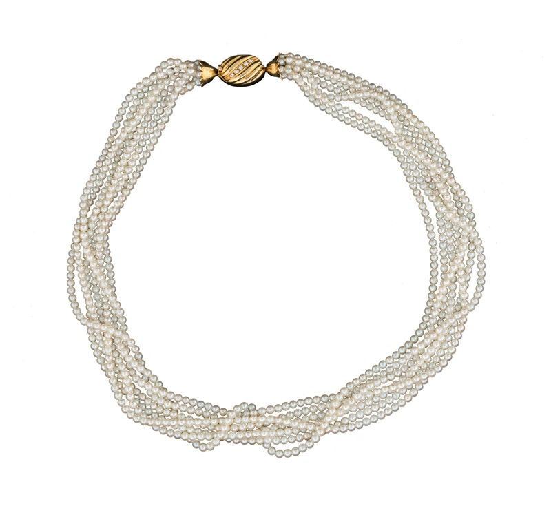 Collana con Sette Fili di Perle Coltivate