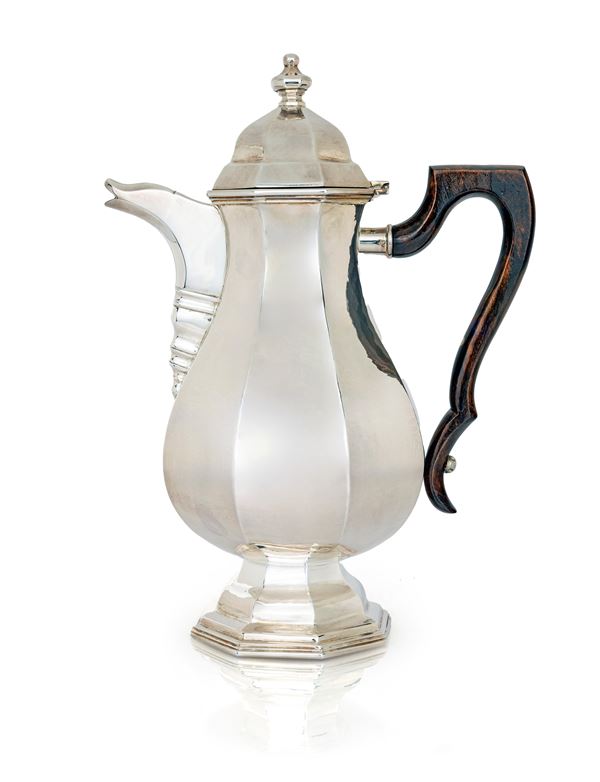 Caffettiera in argento 800/000 lavorato a mano