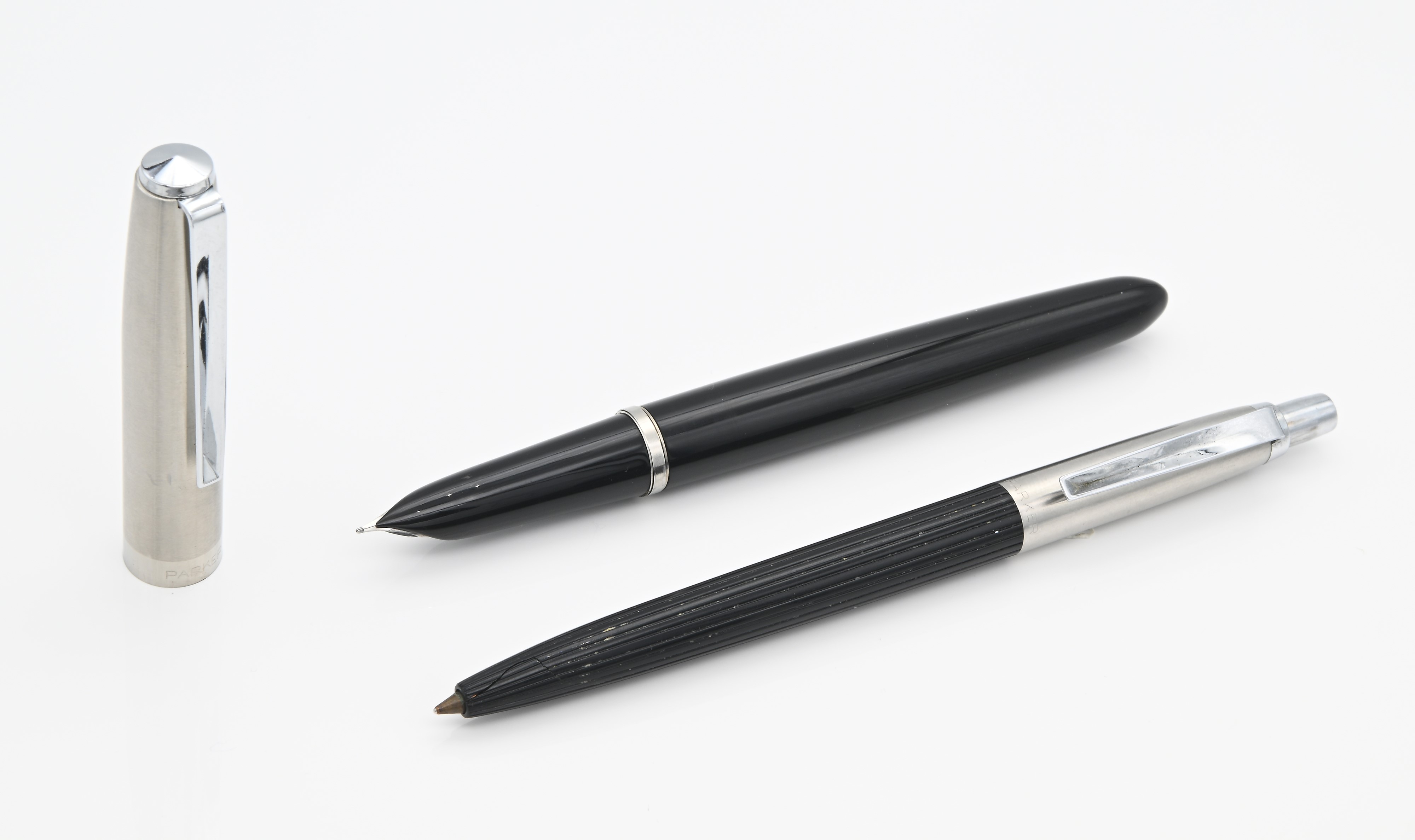 Parker 21 - Penna Stilografica Vintage e Penna a Sfera in Vernice Nera ed Acciaio