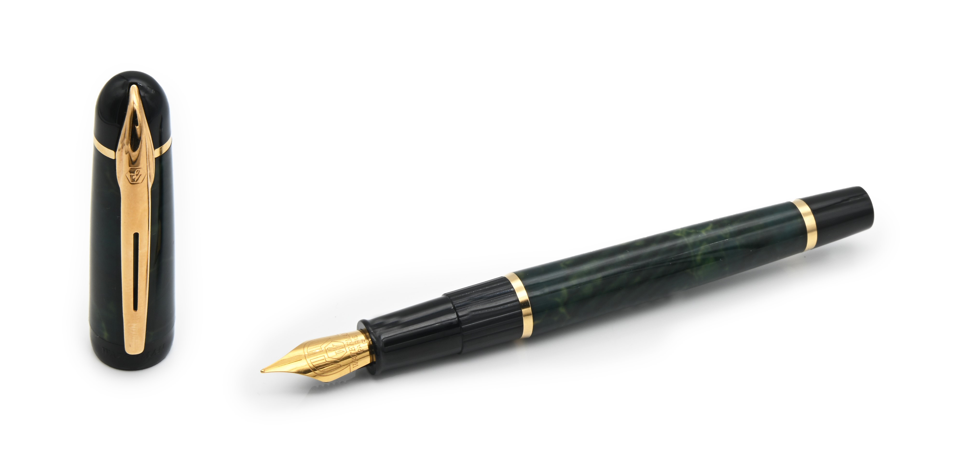 Waterman - Penna Stilografica in Vernice con Particolari Dorati