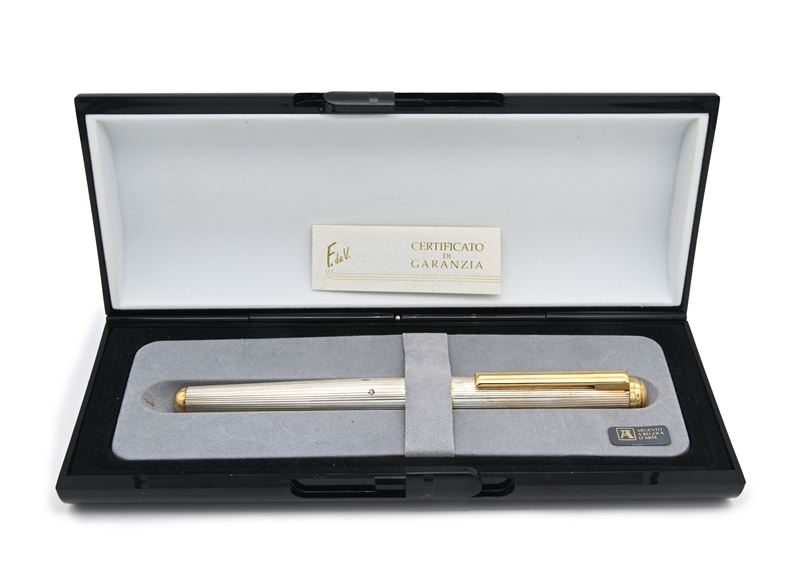 Grande Penna Stilografica in Argento 925/000