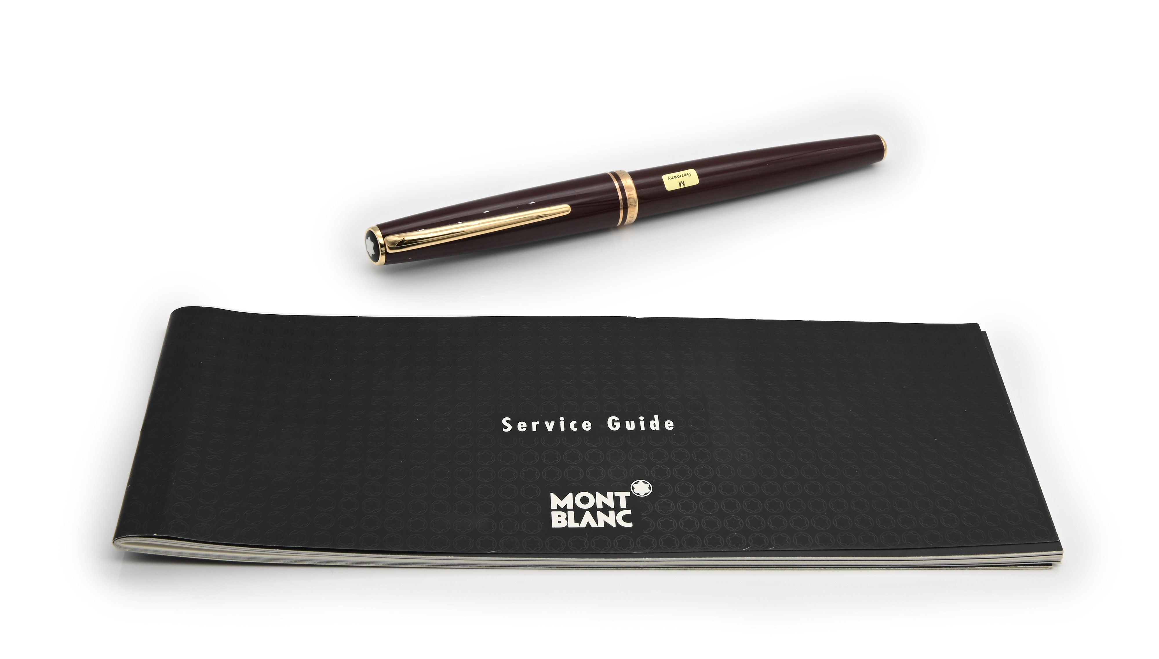 Montblanc Generation Pix - Penna Stilografica in Vernice Bordeaux con Particolari Dorati