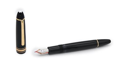 Montblanc Meisterstuck 146 - Penna Stilografica in Vernice Nera con Particolari Dorati