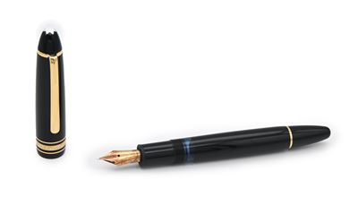 Montblanc Meisterstuck 146 - Penna Stilografica in Vernice Nera con Particolari Dorati