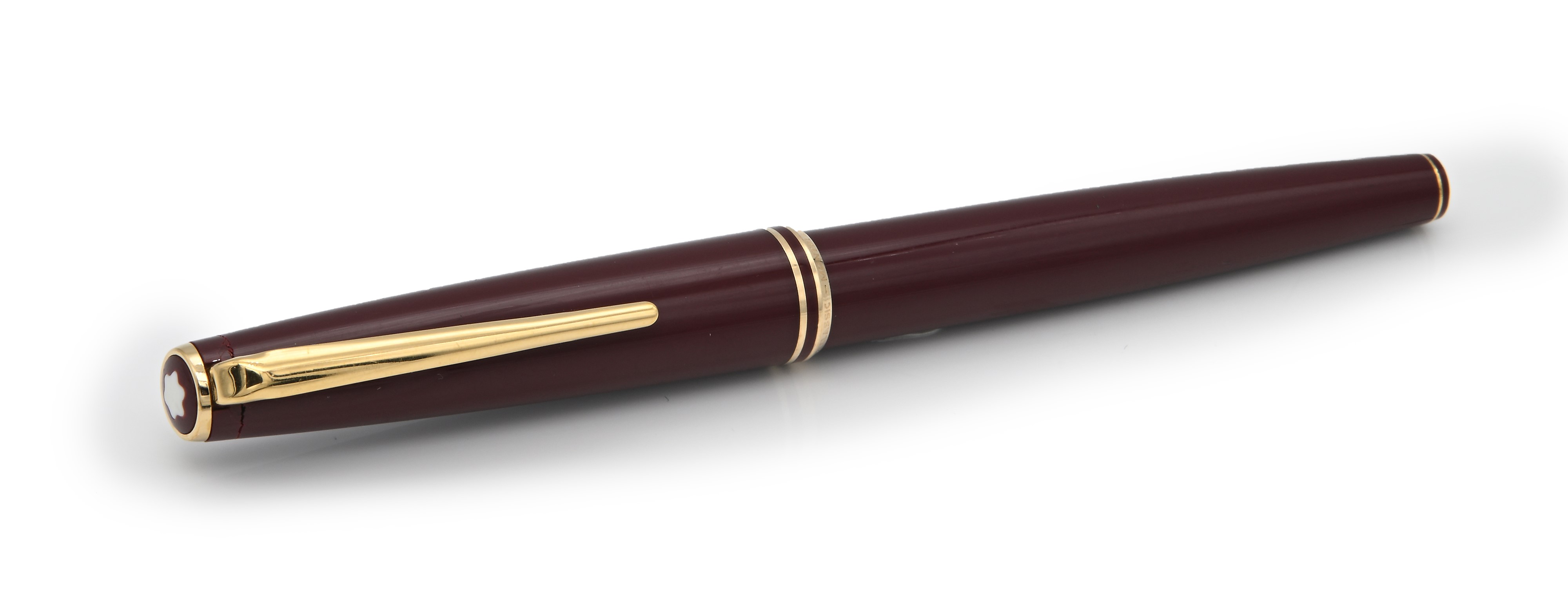 Montblanc Classic - Penna Stilografica in Vernice Bordeaux con Particolari Dorati