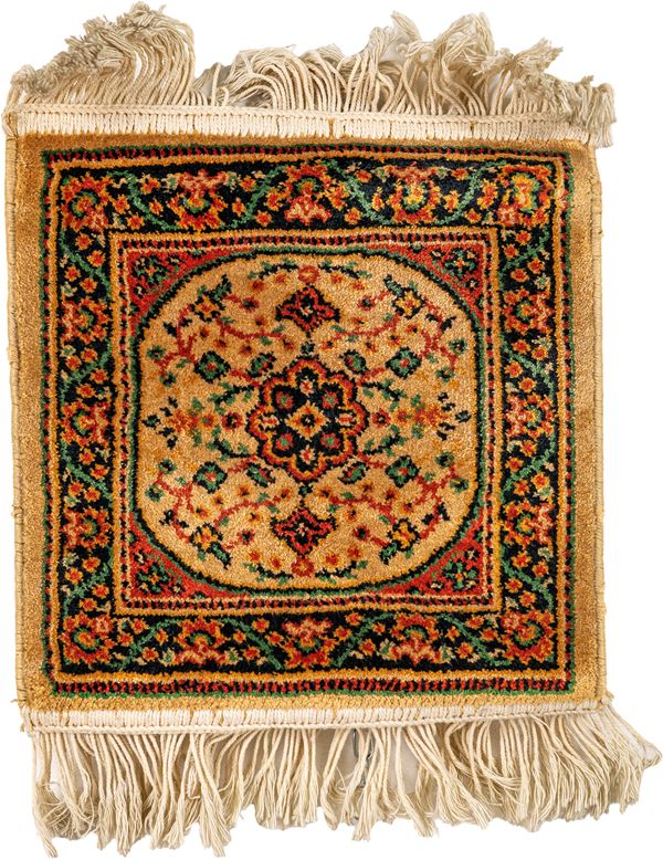 Piccolo tappeto da tavolo Kashan, Persia, XX secolo