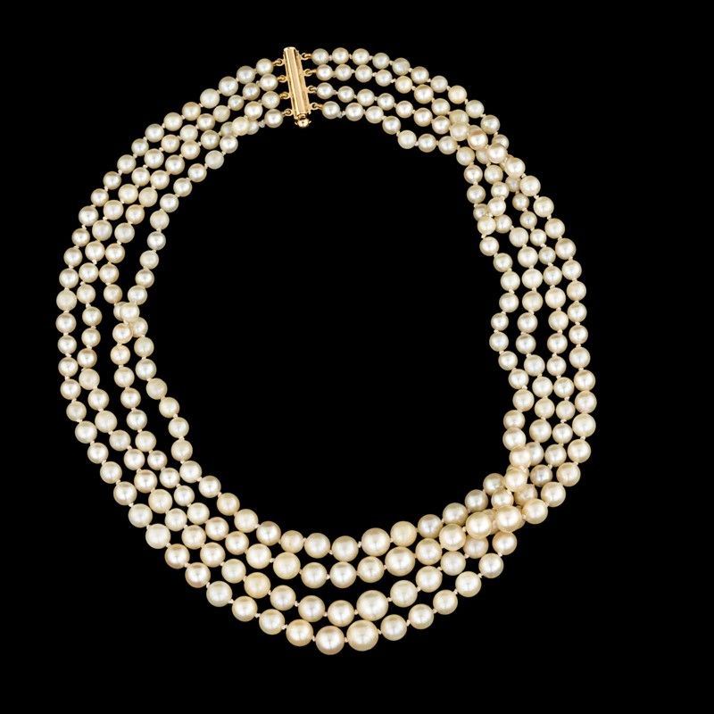 Collana di Quattro Fili di Perle Coltivate