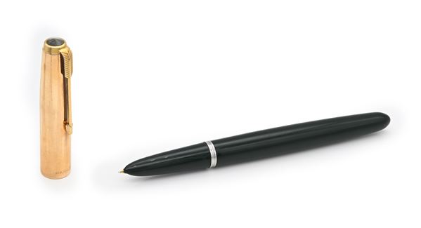 Parker 51 - Penna stilografica in vernice nera con cappuccio in metallo placcato in oro giallo 12 Kt