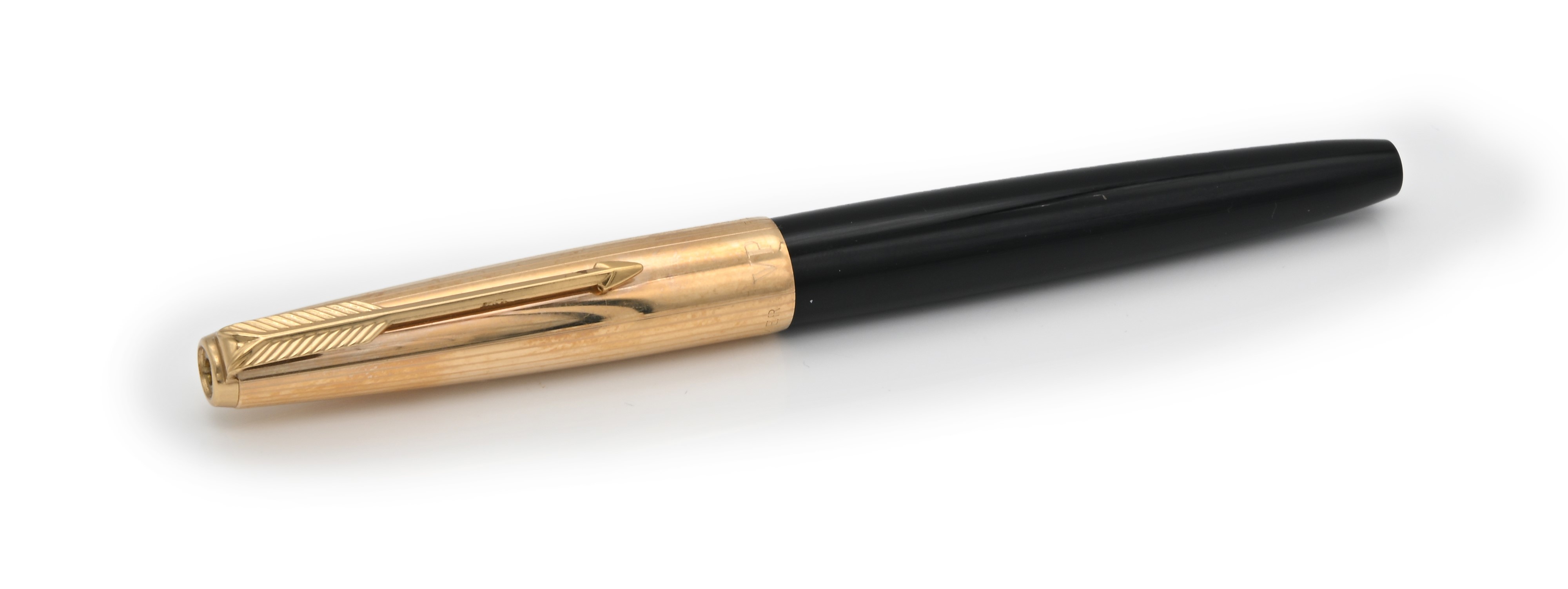 Parker, VP (Very Personal) - Penna stilografica in vernice nera con cappuccio in metallo placcato...