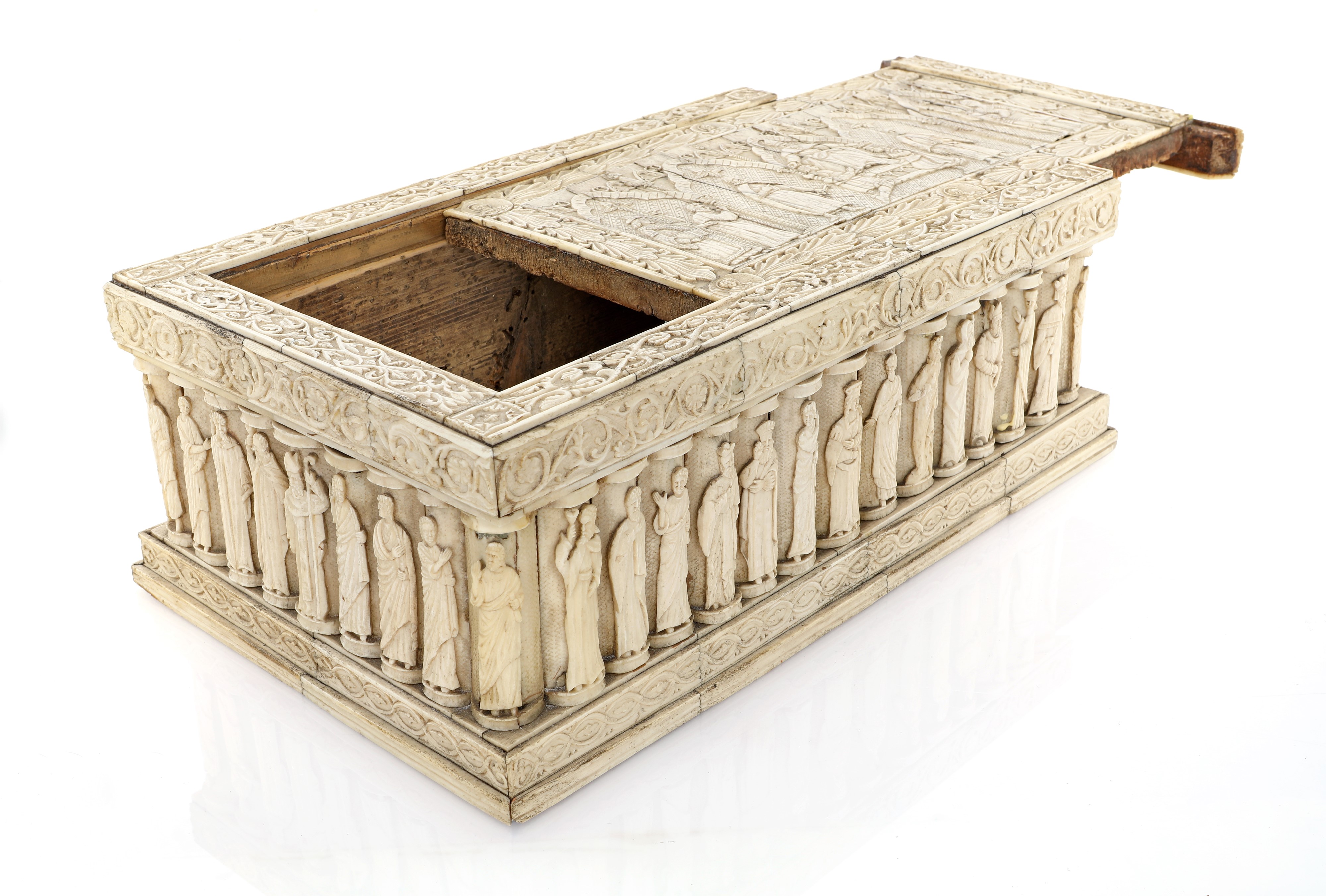 Cassetta nuziale in osso, ambito Andrea Onufrio, fine del XIX secolo