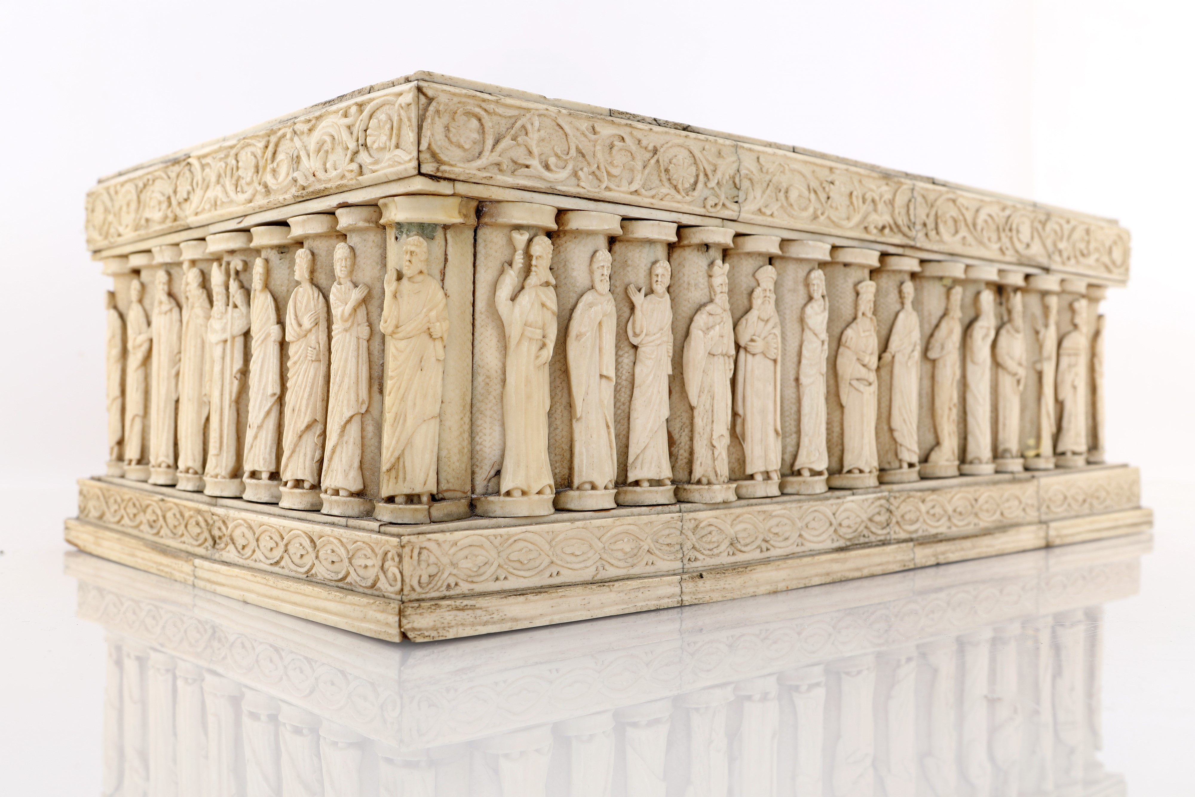 Cassetta nuziale in osso, ambito Andrea Onufrio, fine del XIX secolo