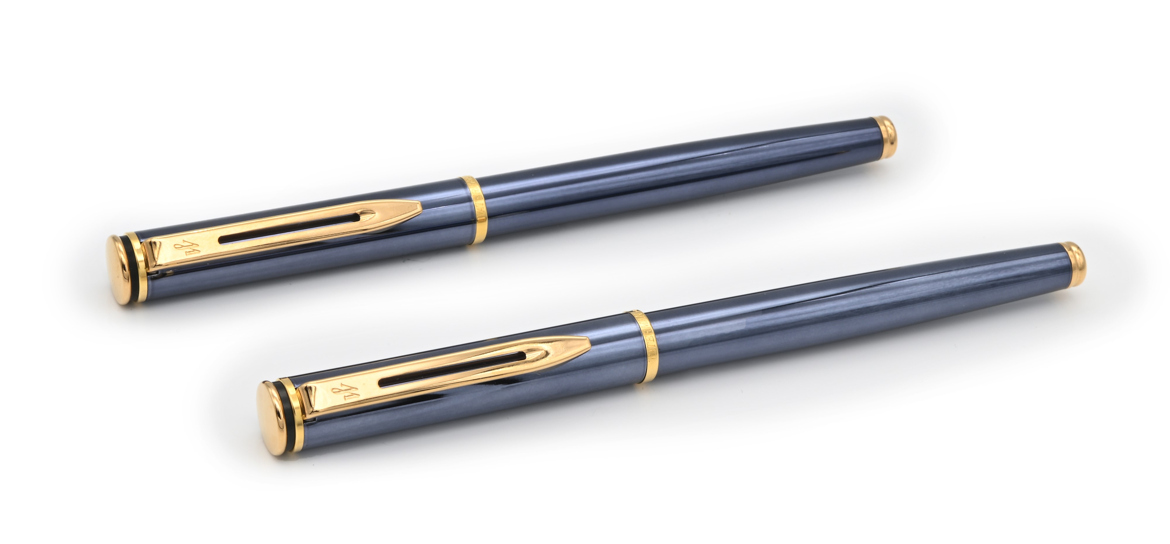Waterman - 2 Penne Stilografiche in Metallo Smaltato con Finiture Dorate