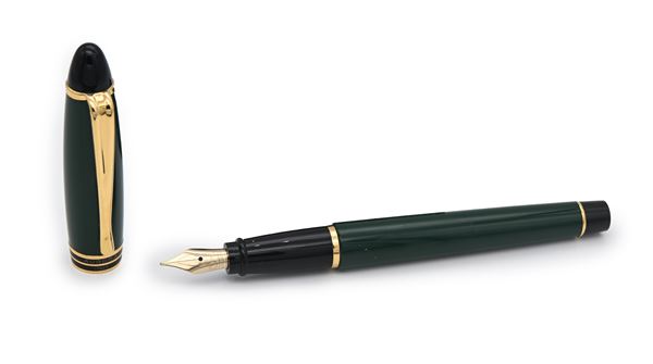 Aurora Ipsilon - Penna stilografica in resina verde con particolari dorati