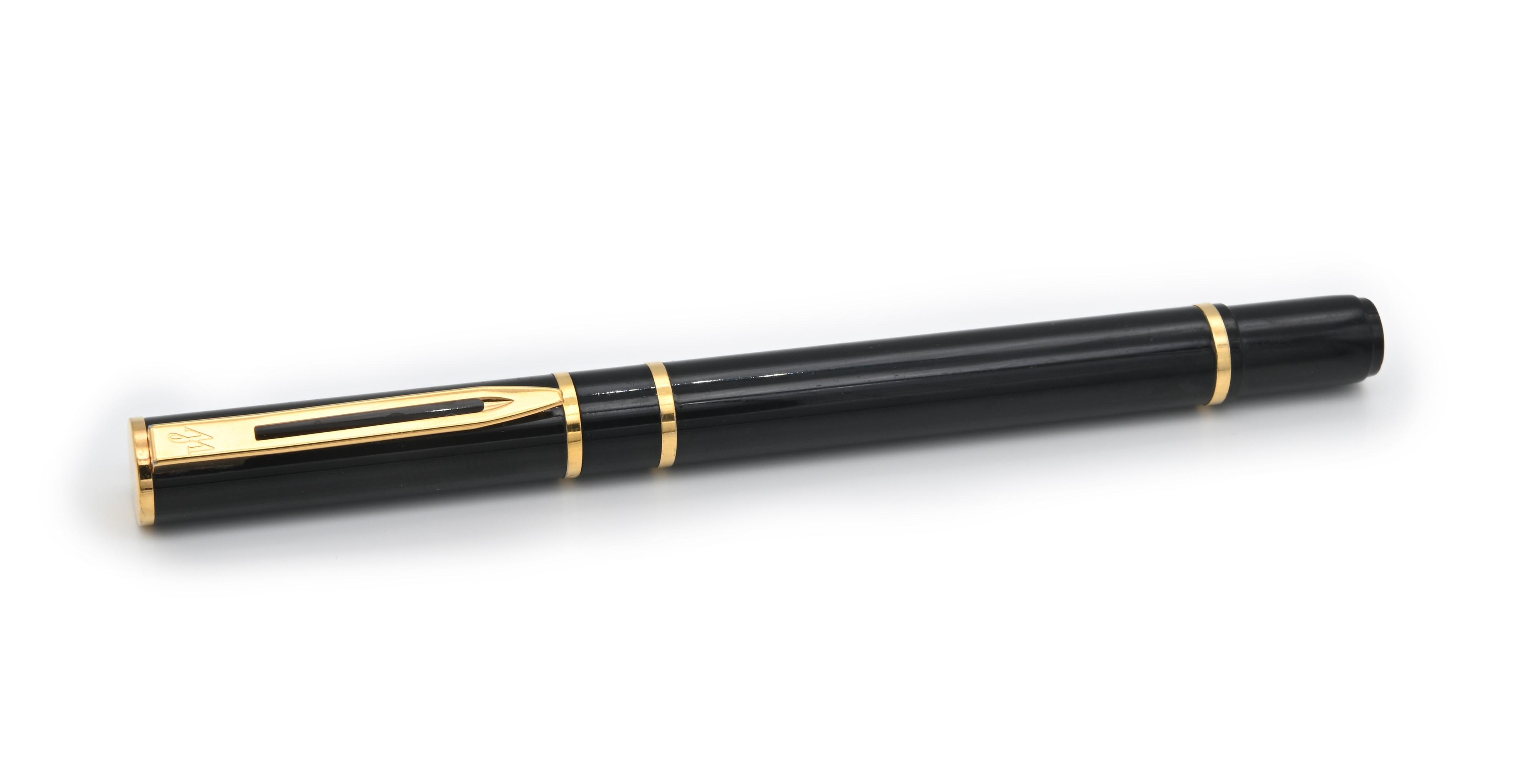 Waterman - Penna Stilografica in Metallo Smaltato con Particolari Dorati