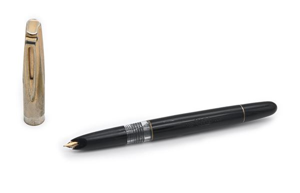 Alba M2 N6 - Penna stilografica vintage in celluloide con cappuccio in metallo dorato