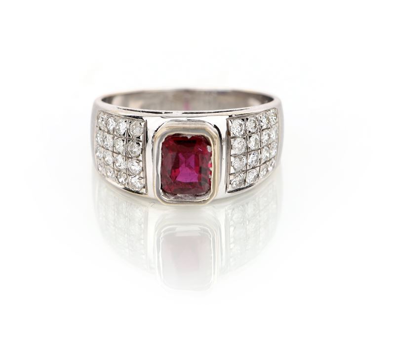 Anello in Oro, Brillanti e Rubino