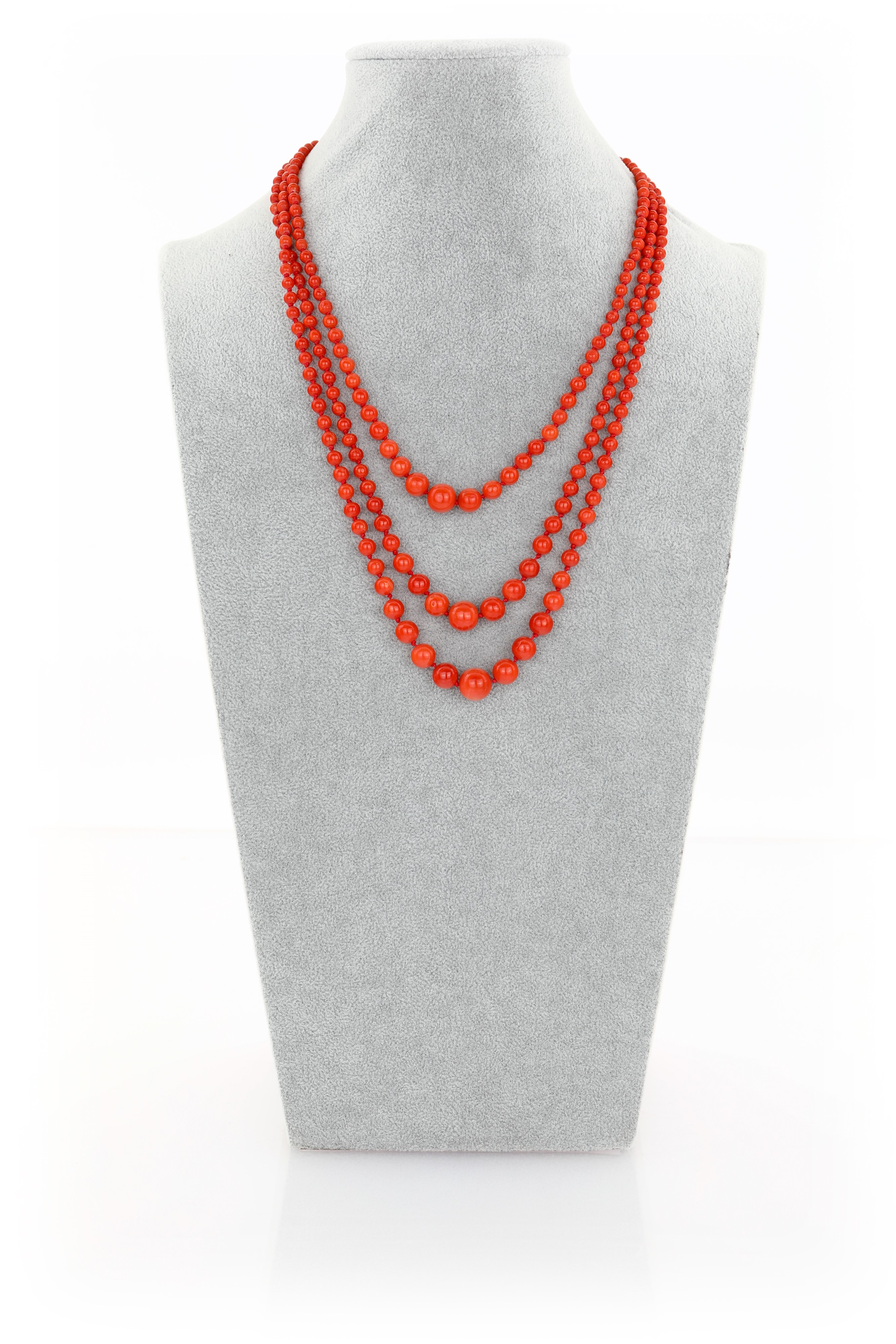 Collana a 3 fili in oro e corallo