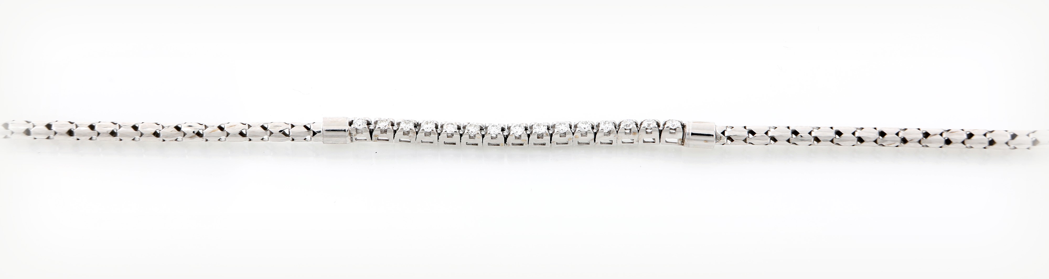 Bracciale tennis in oro e brillanti