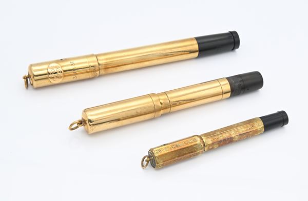 Lotto di 3 penne stilografiche vintage in metallo laminato in oro giallo 18 Kt (1 Waterman Ideal datata 23.10.28)