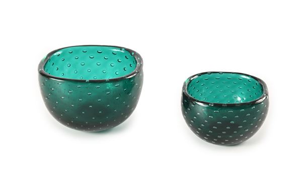 Lotto di 2 ciotole in vetro verde con inclusione di bolle