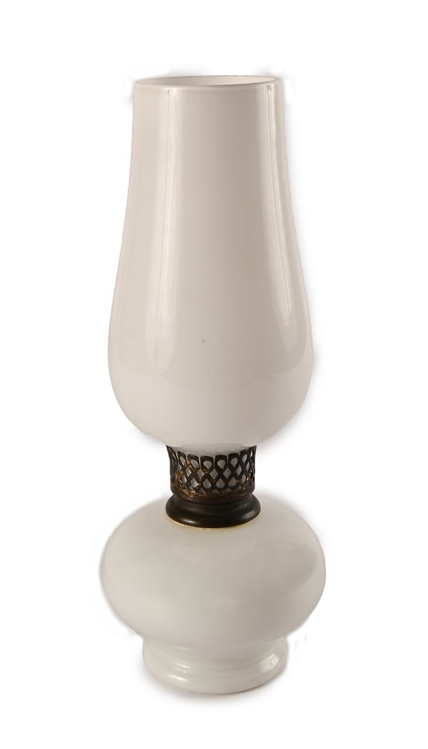 Paolo Venini - Lampada da tavolo in vetro di murano bianco e ottone