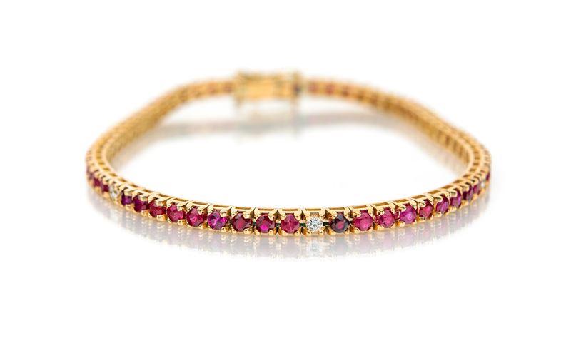 Bracciale Tennis in Oro, Rubini e Brillanti