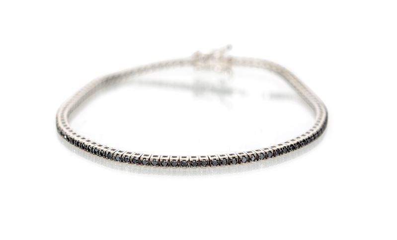 Bracciale Tennis in Oro e Brillanti Neri