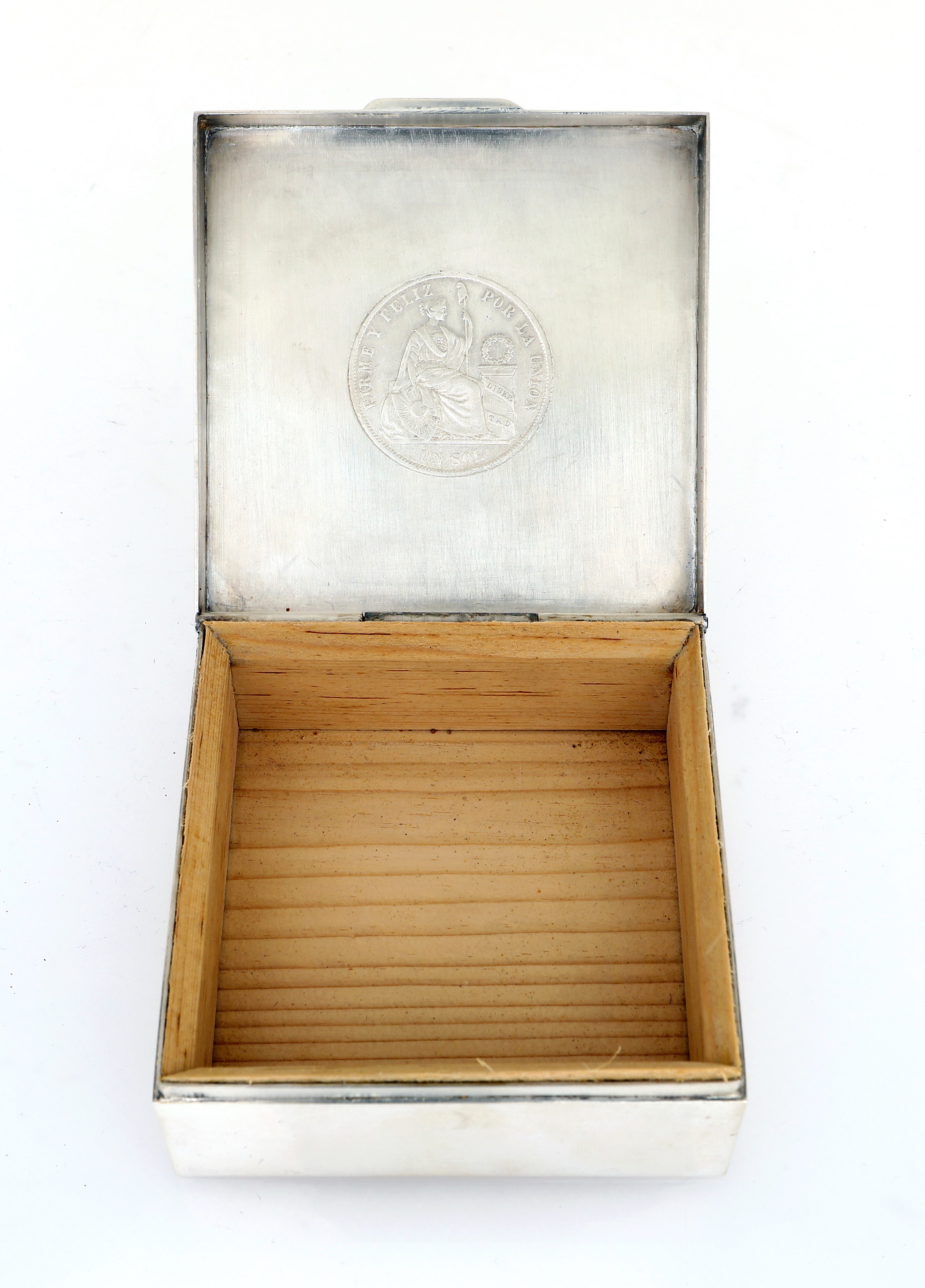 Scatola Quadrangolare in Legno e Argento 925/000 con Moneta Peruviana