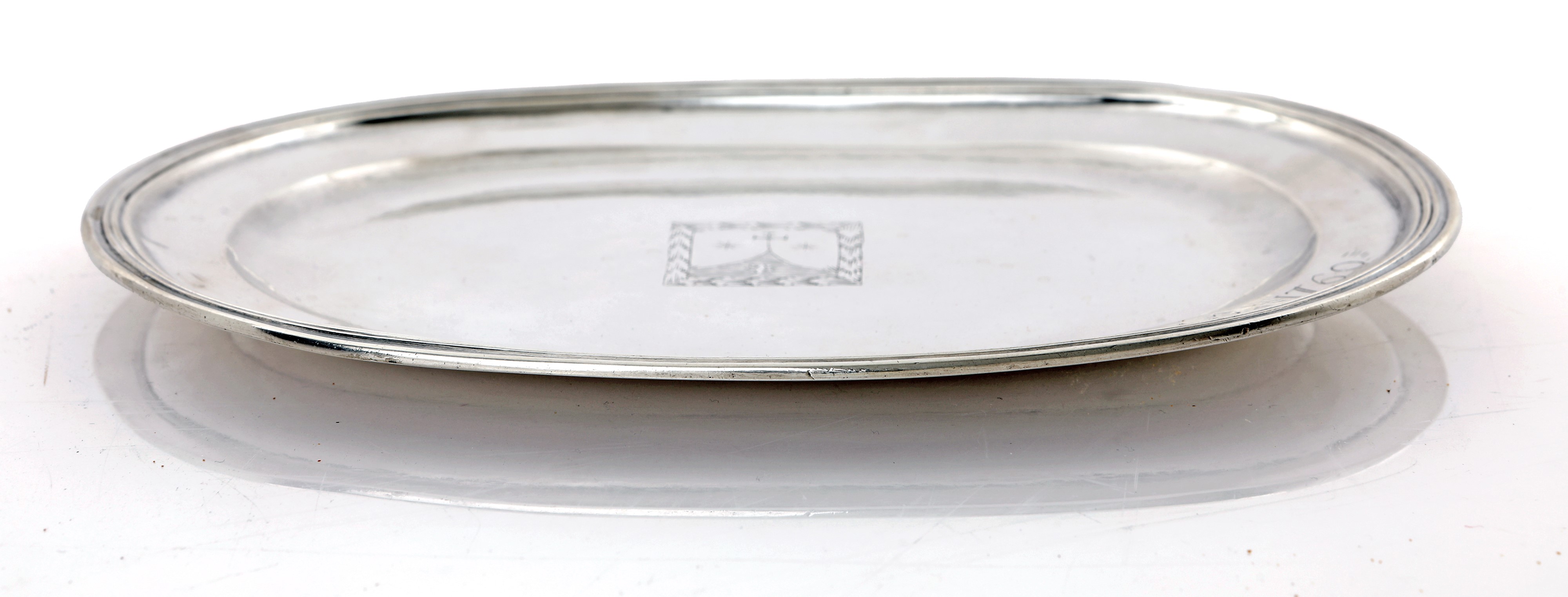 Piattino Ovale con Dedica Incisa e Data 1760