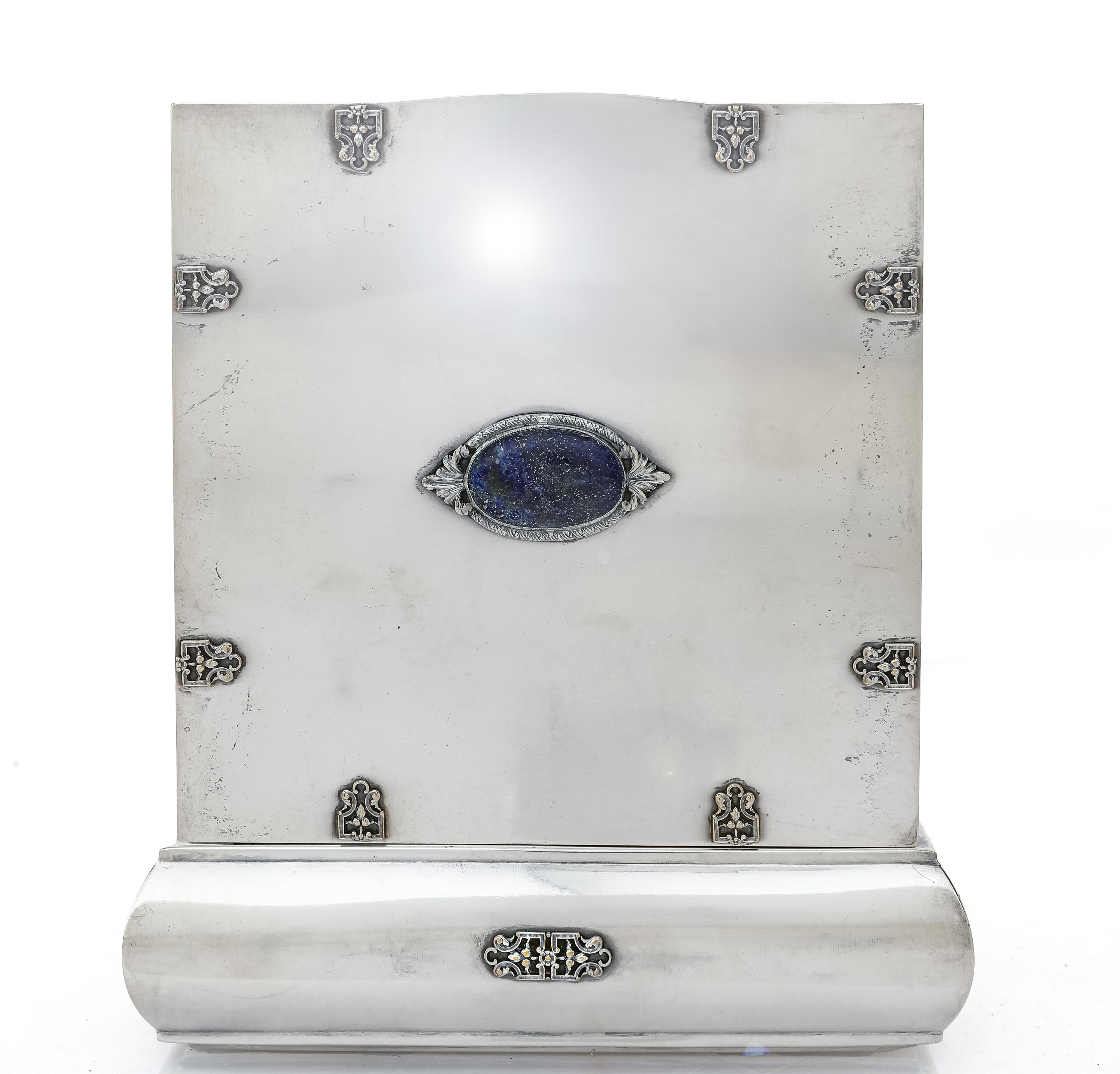 Scatola Quadrangolare con Sodalite Cabochon e Interno Vermeil