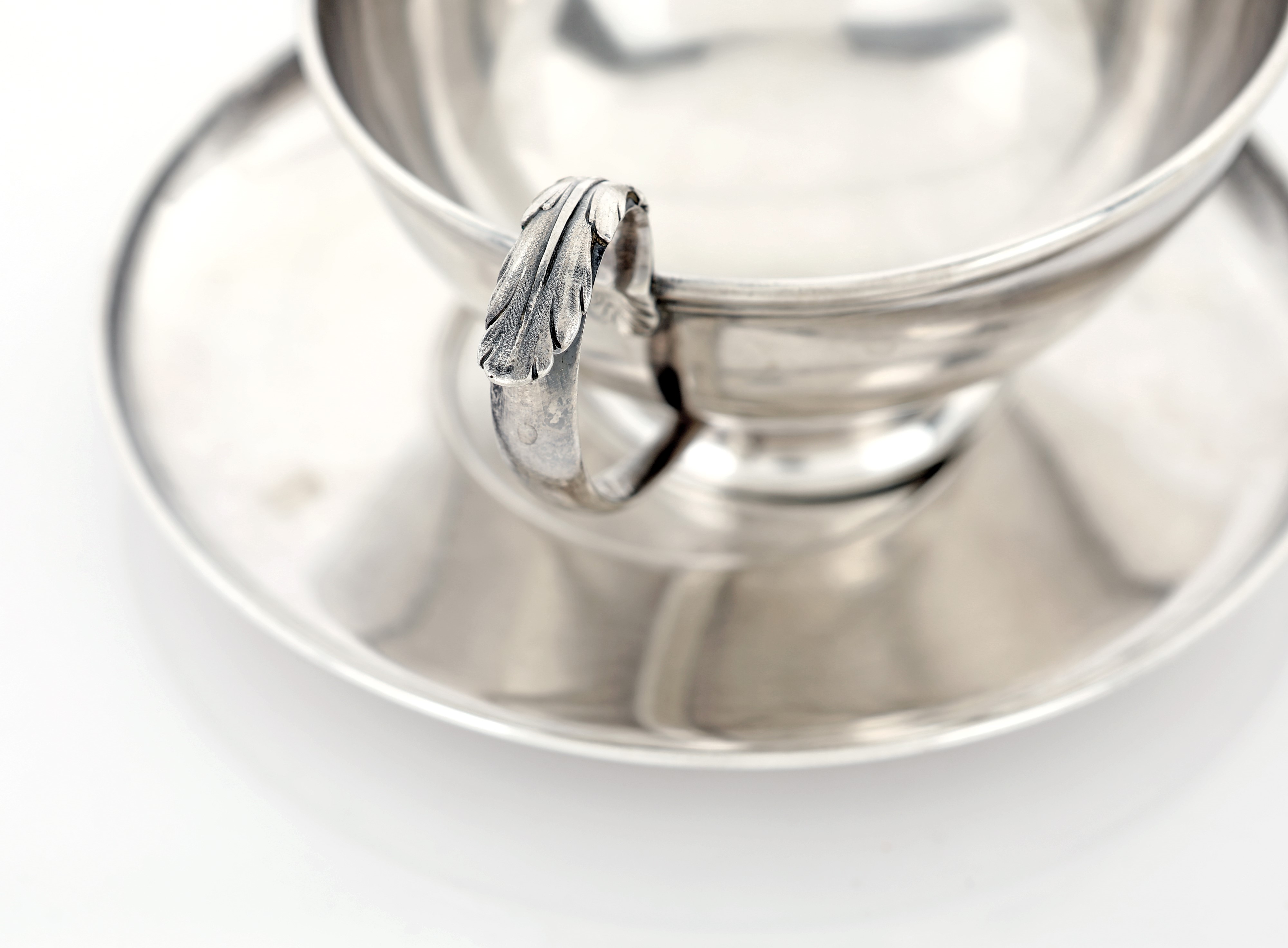 Tazza da Puerpera con Piatto, Argentiere E. Broggi