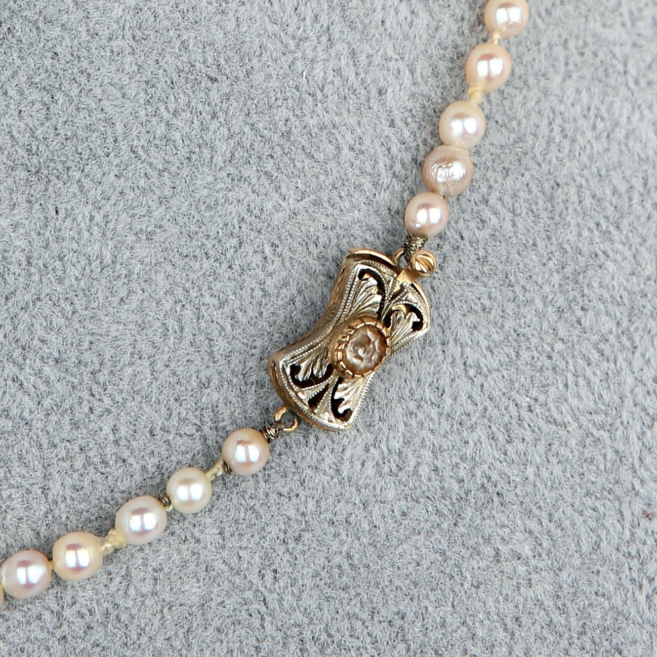 Collana di Perle Coltivate a Gradazione, Chiusura in Oro