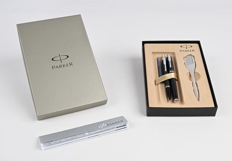Parker Im Black Lacquer Ct - Penna Stilografica, Penna a Sfera in Resina con Particolari Acciaio ...
