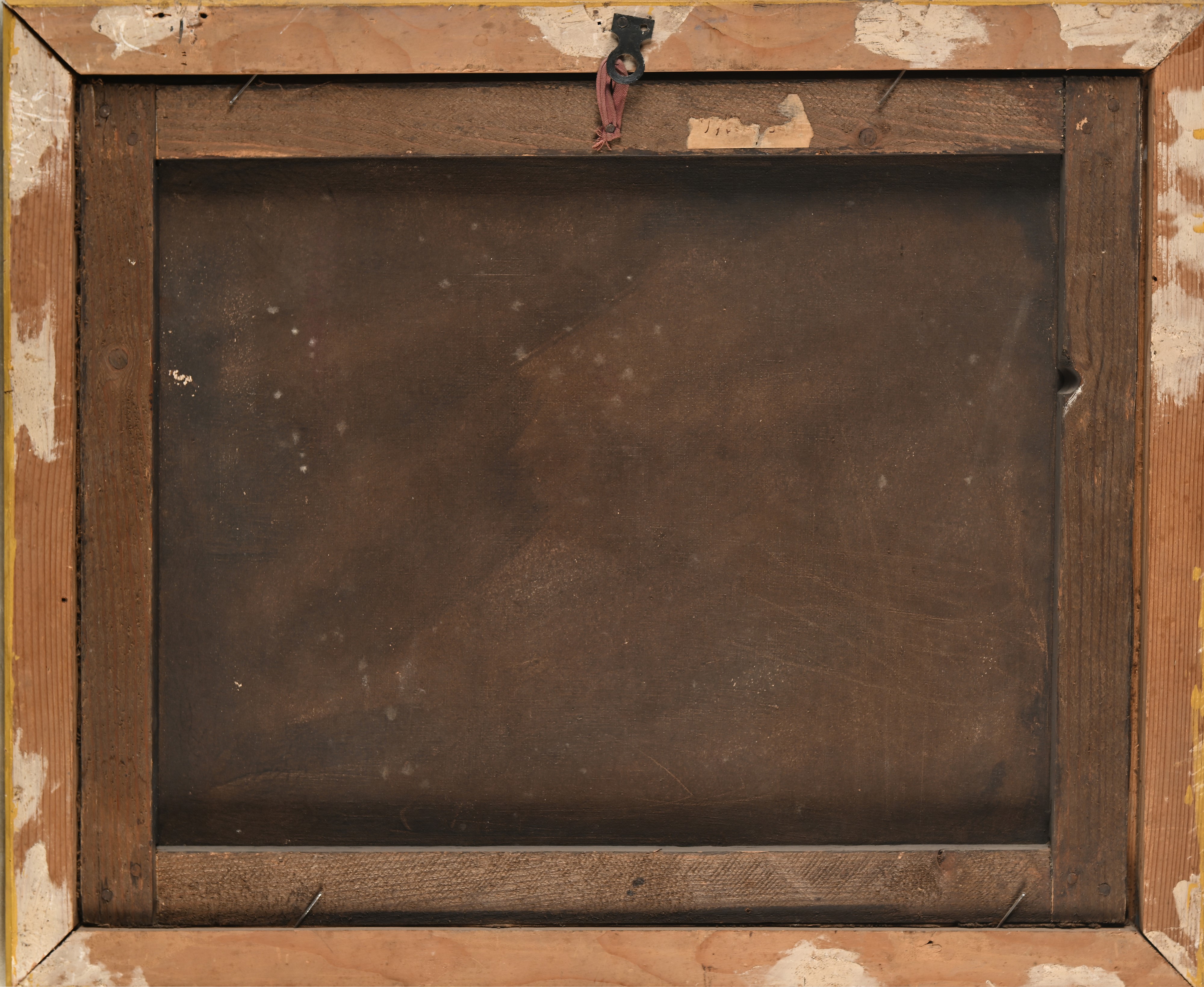 Il pittore davanti al suo cavalletto ritrae una giovane donna