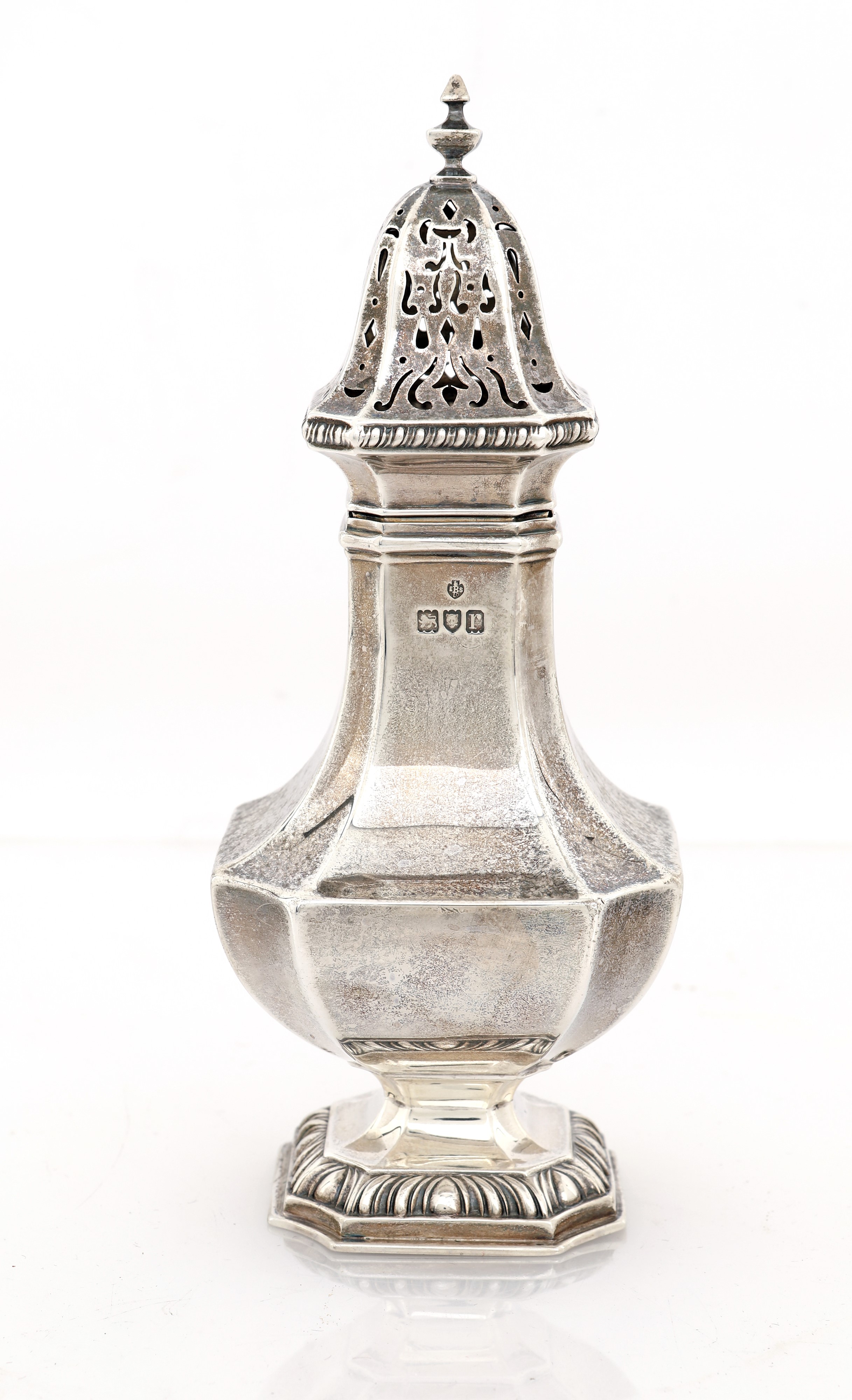 Grande Spargizucchero in Argento, Londra 1912