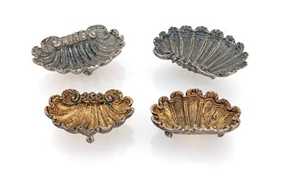 Due Coppie di Vaschette a Conchiglia in Argento