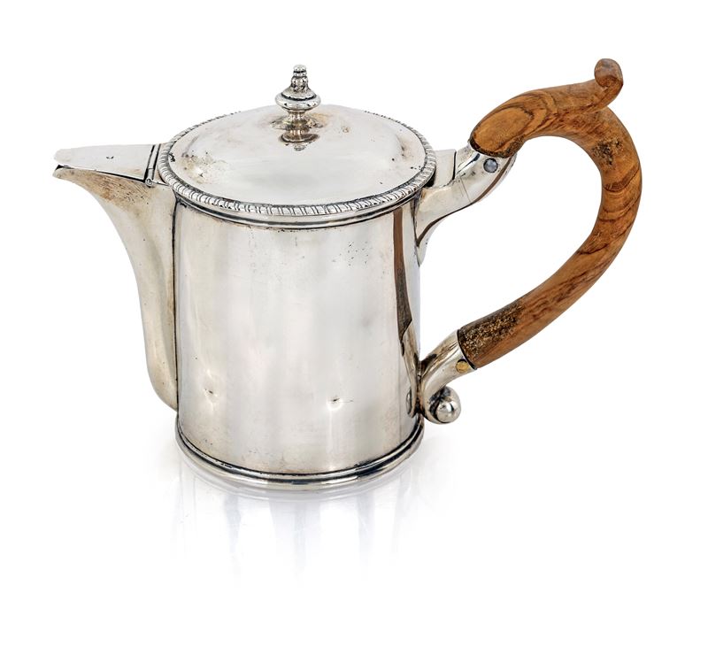 Caffettiera Egoiste con Cisterna in Argento 925/000, Londra Epoca Giorgio III, 1771, Argentiere A...