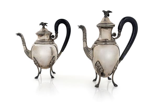 Due caffettiere stile Impero in argento 800/000