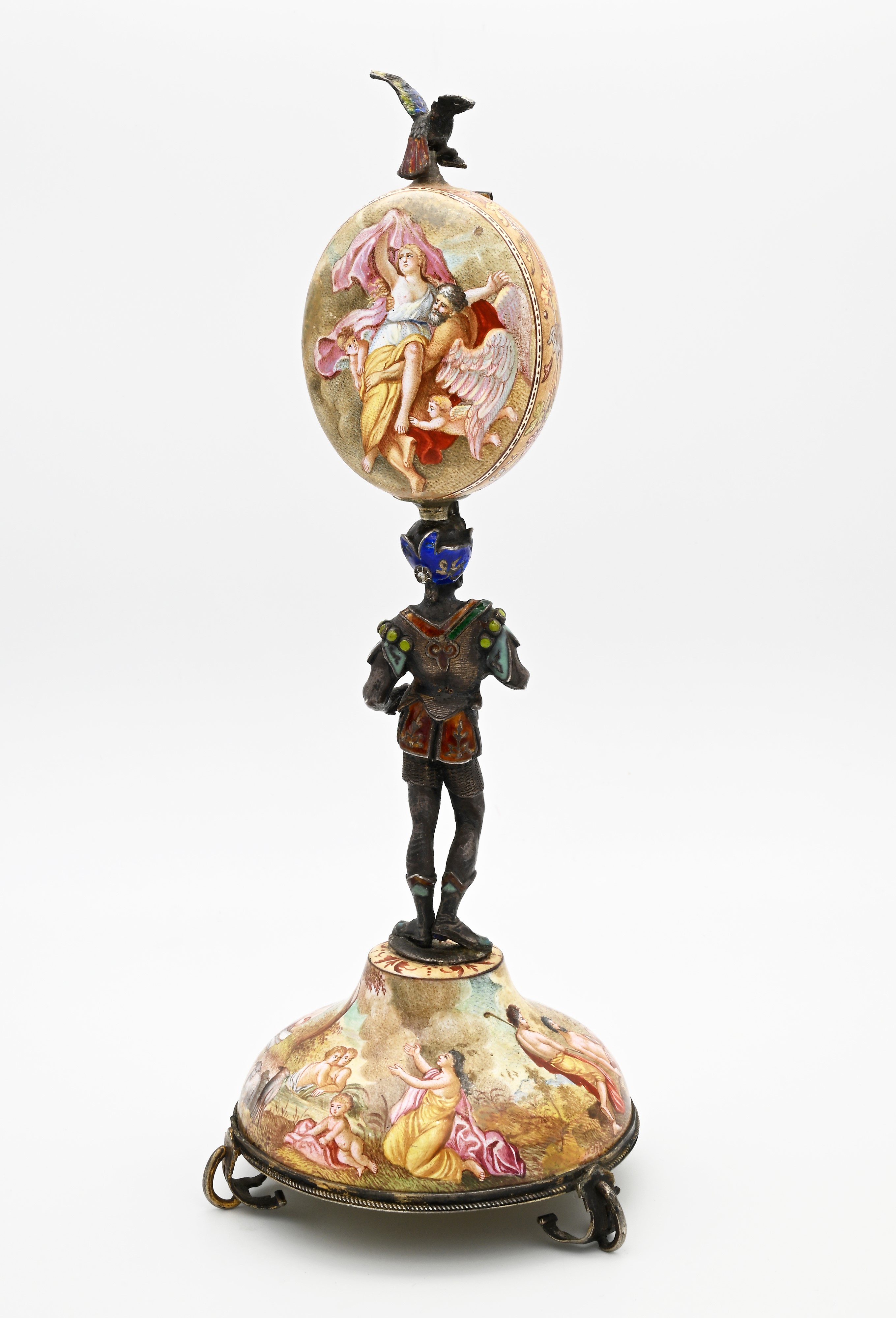 Orologio viennese da tavolo in argento smaltato con scene mitologiche. Meccanica francese con sca...