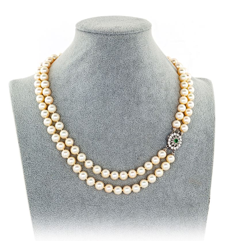 Collana di Perle Coltivate, Oro Brillanti e Smeraldo