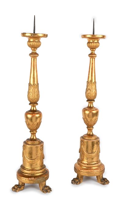 Coppia di Torciere in Legno Dorato